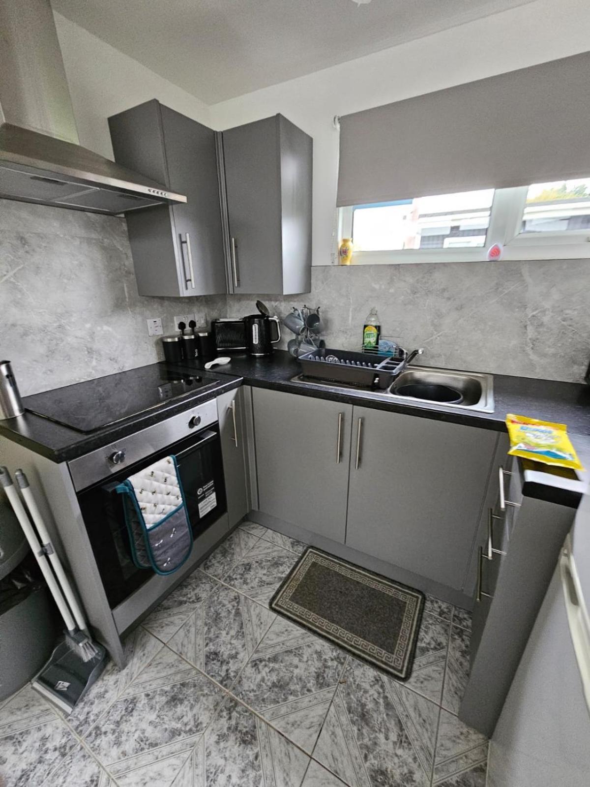 41 Cherry Park * Chapel Saint Leonards